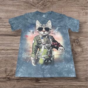 The Mountain Cat Aviator T-Shirt in Blue and Green